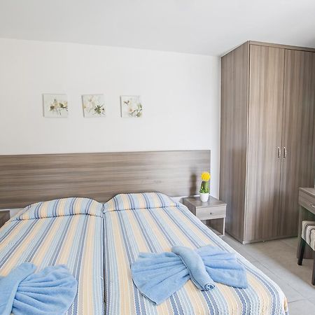 Merab Napa Suites Agia Napa Buitenkant foto